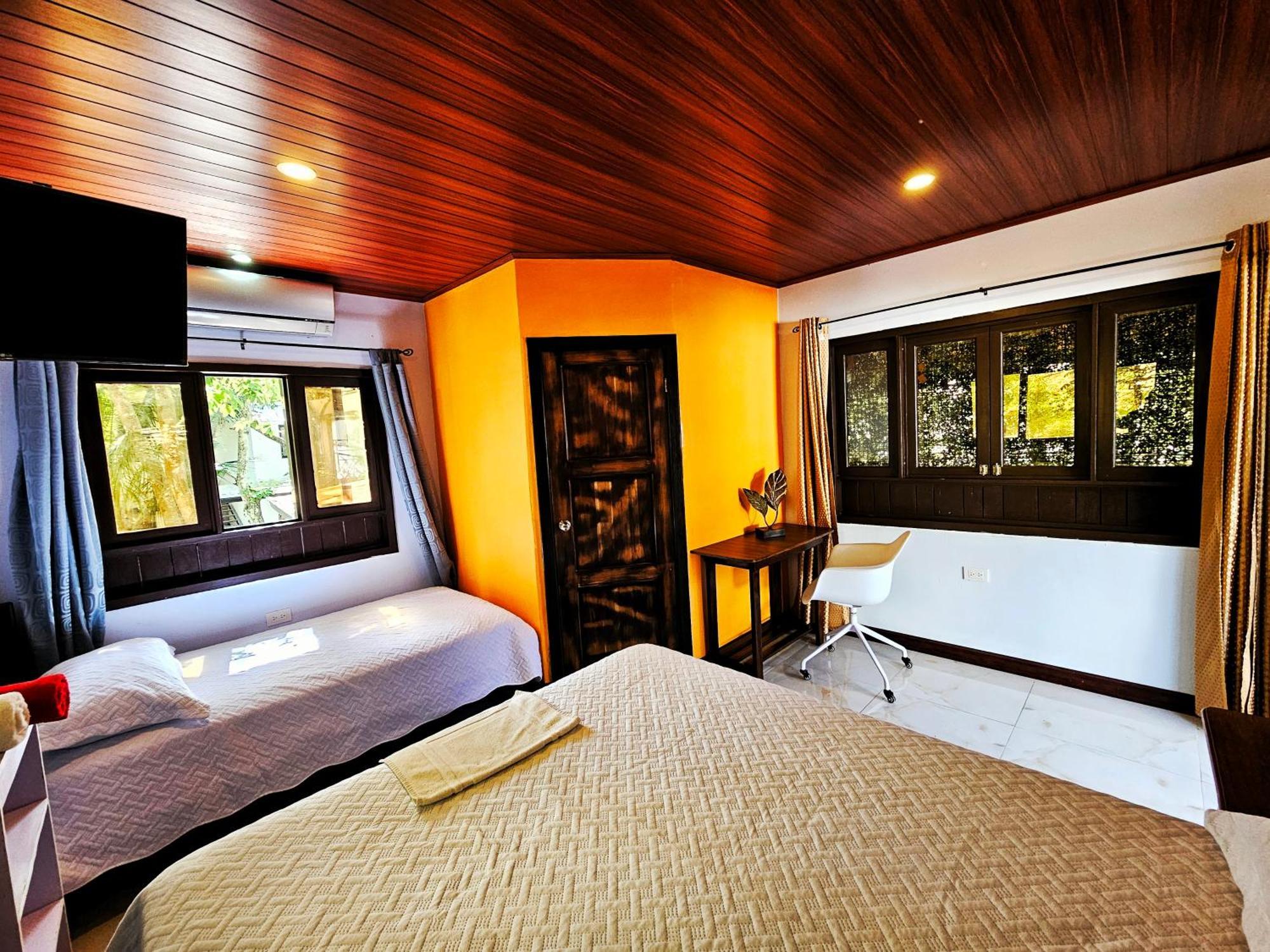 Las Luciernagas Hotel Flores Extérieur photo