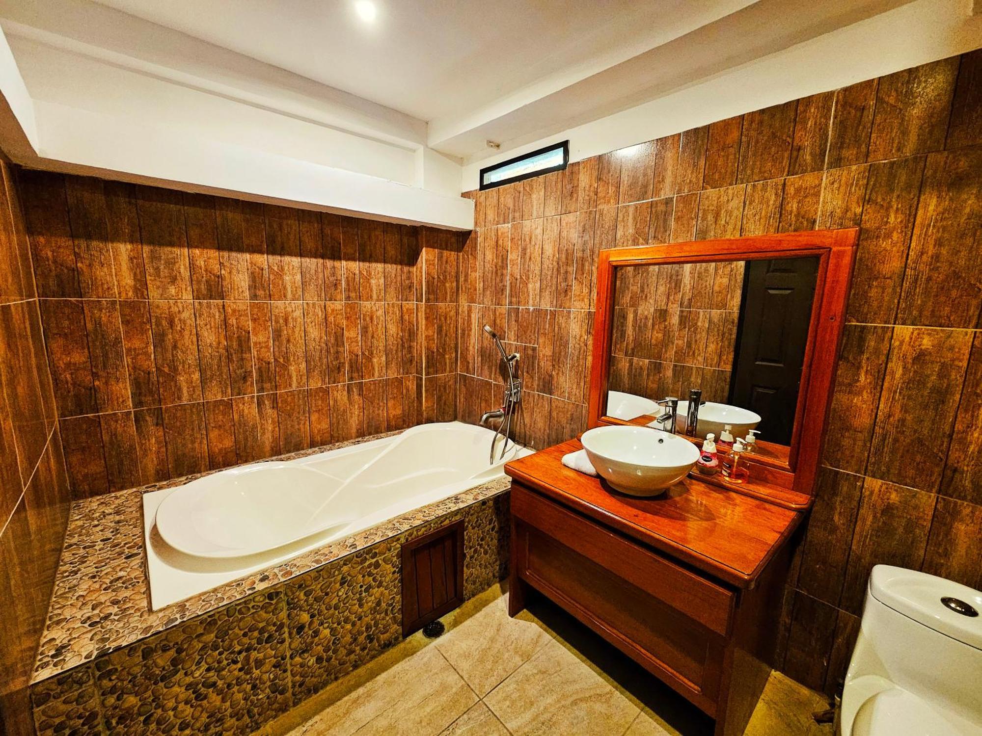 Las Luciernagas Hotel Flores Extérieur photo
